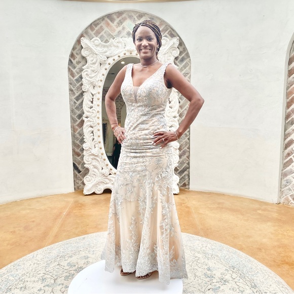 Stella Couture Mother of the Bride Dress - Size 8 - Picture 1 of 9